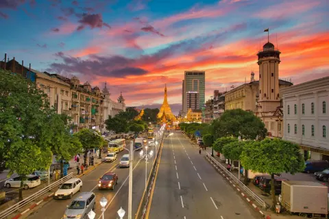 Sule Pagoda at sunset in downtown Yangon, Myanmar